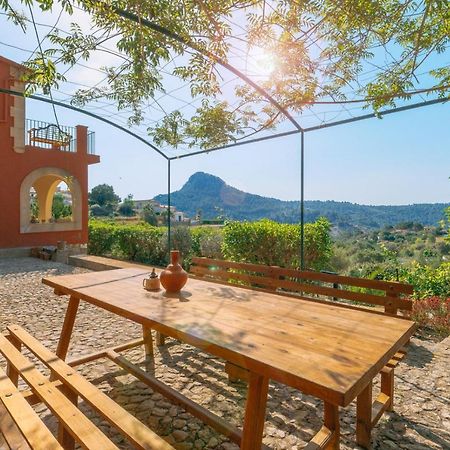 Wunderschoene Ruhige Finca Mit Pool In Galilea ガリレア エクステリア 写真